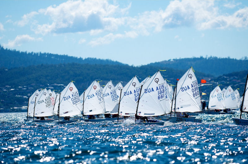 Open fleet lining up on the River Derwent at the Optimist Australian Championship photo copyright Dane Lojek taken at Sandy Bay Sailing Club and featuring the Optimist class