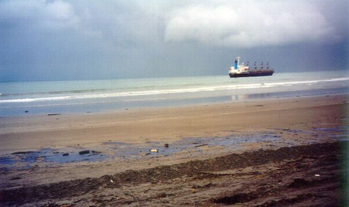 The Jody F Millennium on the beach at Gisborne  with oil visible in the foreground on the once pristine beach. Only 25 tonnes of oil were spilt from the vessel instead of the 350 tonnes which has come from the Rena, so far. © Maritime NZ www.maritimenz.govt.nz