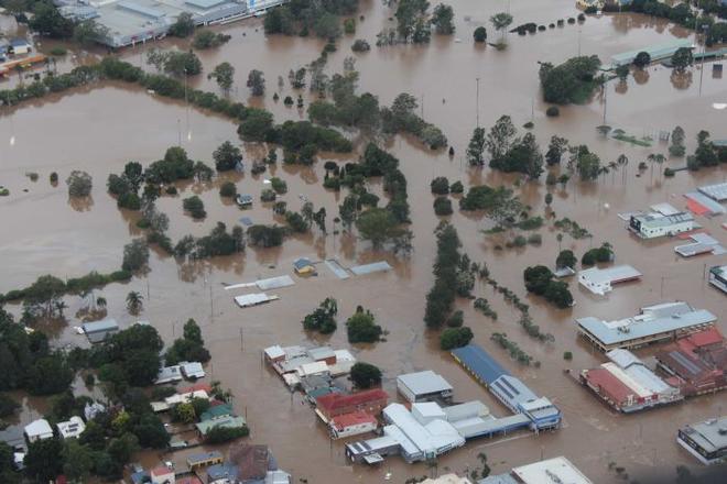 Commercial centre of Lismore Levee breached © Jack and Jude