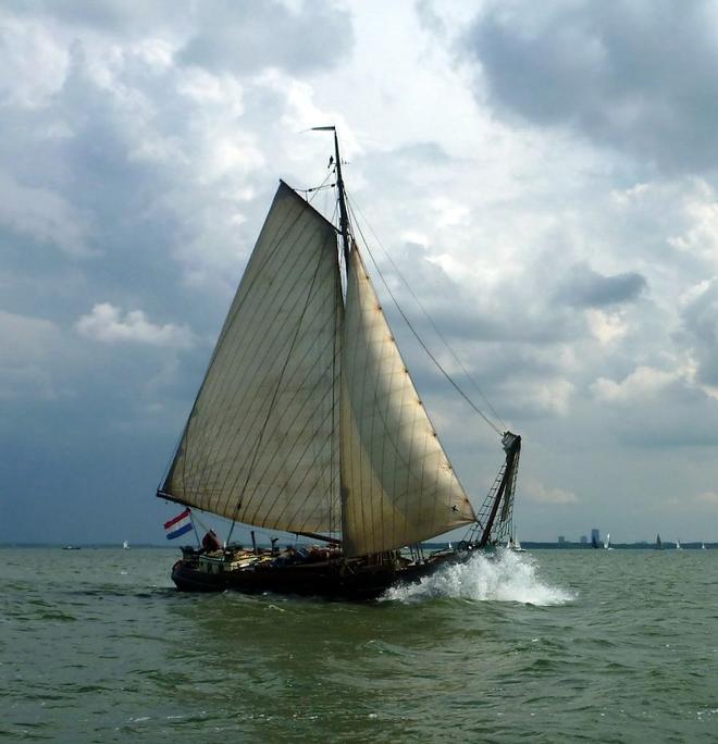 Traditional Dutch Shallow Draft fishing boat © SV Taipan