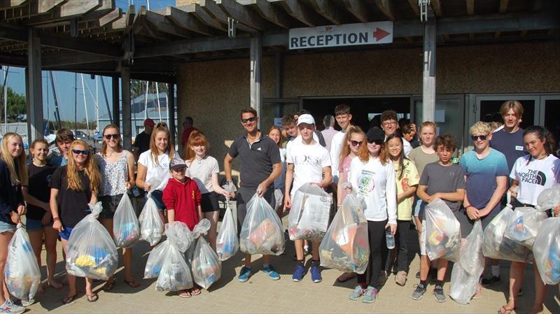 Beach clean during the 420 UK Nationals at Hayling Island - photo © Kelly McPherson