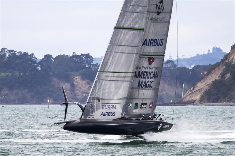 American Magic's Defiant closes fast on a racing mark dropped by the team - 30 July 2020 - Waitemata Harbour  - photo © Richard Gladwell / Sail-World.com