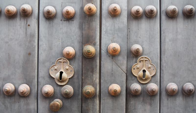 Beautiful Spanish doors - photo © Neil Langford, SV Crystal Blues