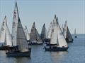 Division 3 off the start line in Milang © Chris Caffin