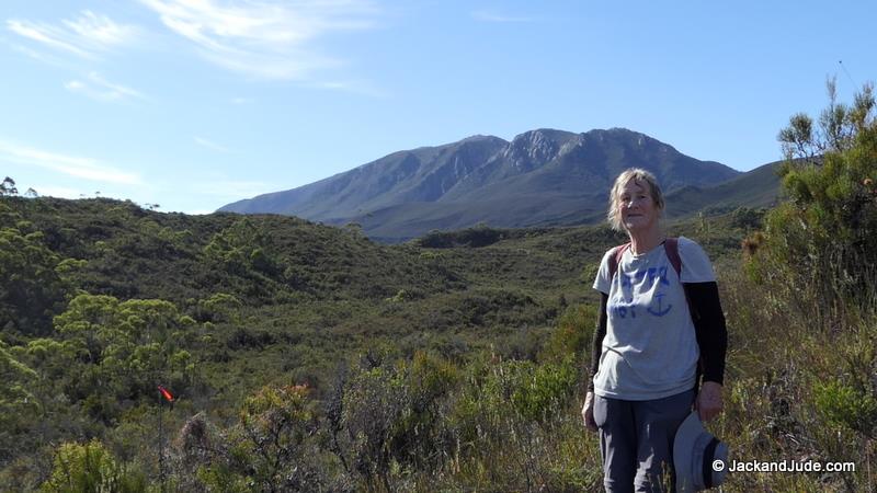 Red tag leads to one day walk up plateau or overnight to Mount Sorrel peaks. Both offer exquisite views over Macquarie and Southern Ocean - photo © Jack and Jude