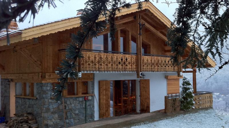 Chalet Well - one of Alpine Elements earliest chalets which is used for both the winter and summer seasons - photo © Alpine Elements